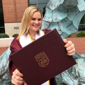 Meet your Posher, Alexis